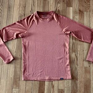 Patagonia Capilene Midweight base layer size small
